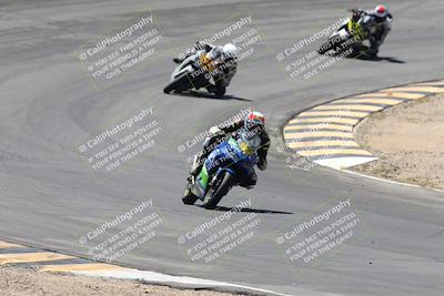 media/Apr-20-2025-CVMA (Sun) [[39090e8767]]/Race 11-500-350 Supersport (Holeshot)/